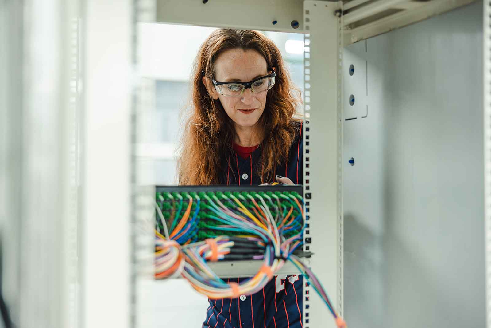 Female-Shop-Worker-Doing-Integrations